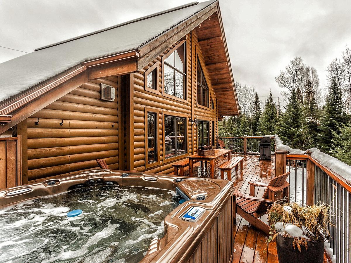 Le Mont-Tremblant 1 Villa Lac Superieur Bagian luar foto